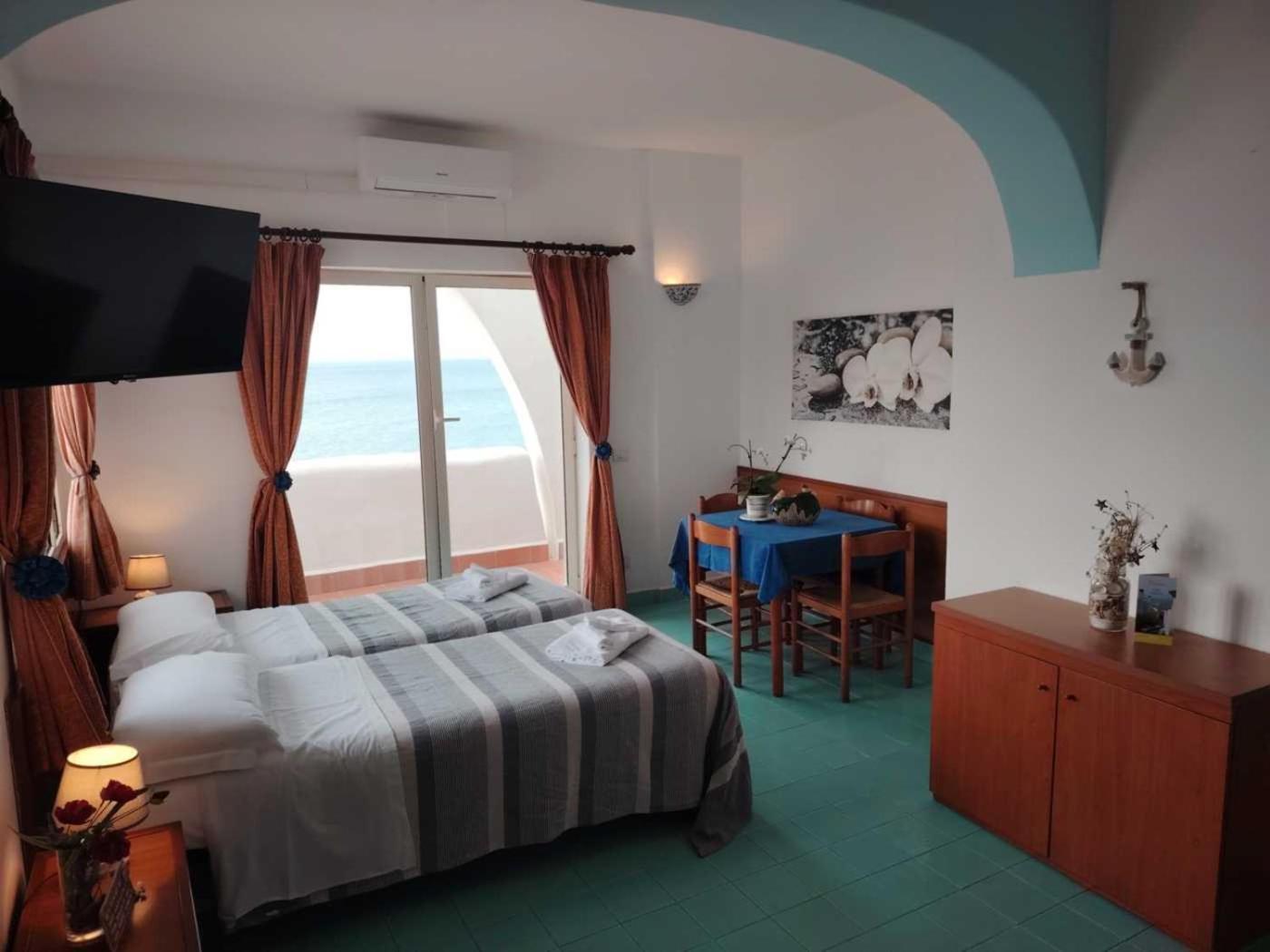 Casa Vacanze Elianto Anzio Ngoại thất bức ảnh